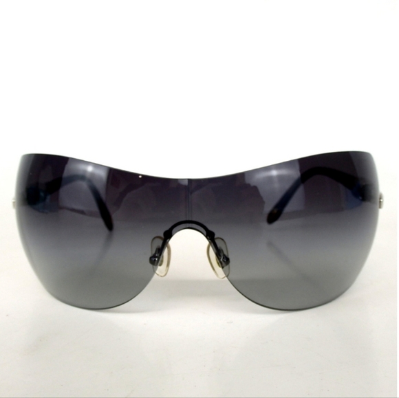 Tiffany & Co. Black Sunglasses with Gradient Lenses - Picture 4 of 6